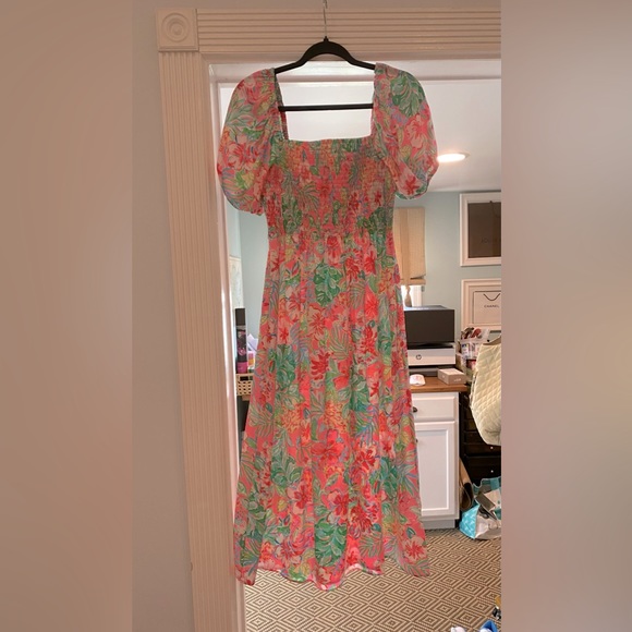Lilly Pulitzer Dresses & Skirts - Lilly Pillitzer Floral Puff Sleeve Nap Dress